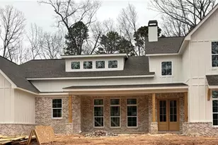 273 Hickory Hills Dr, Jefferson, GA 30549 - Photo 2