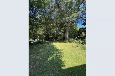 1090 Forest Avenue, Stone Mountain, GA 30083 - Photo 12