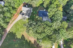 3368 Green Leaf Ln, Gainesville, GA 30507 - Photo 4