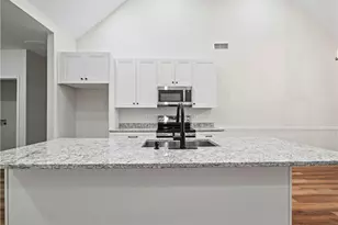 3368 Green Leaf Ln, Gainesville, GA 30507 - Photo 10