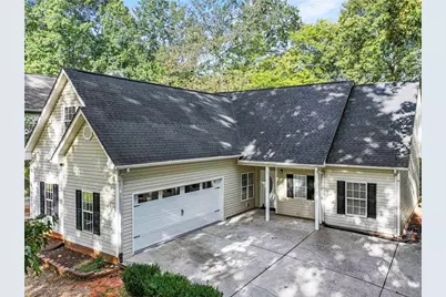 3368 Green Leaf Ln, Gainesville, GA 30507 - Photo 6