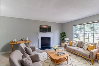 5585 Fairington Place, Lithonia, GA 30038 - Photo 4