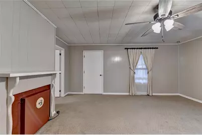 37 Spring Street, Gainesville, GA 30501 - Photo 12
