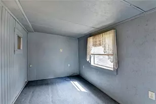 37 Spring St, Gainesville, GA 30501 - Photo 32