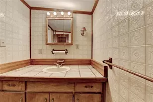 37 Spring St, Gainesville, GA 30501 - Photo 24