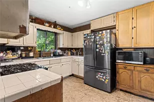 1576 Village Dr, Norcross, GA 30093 - Photo 14