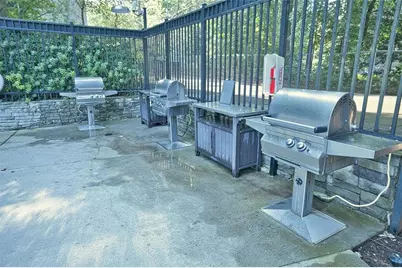 2870 Pharr Court NW #506, Atlanta, GA 30305 - Photo 6