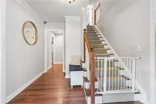 1884 Dovonshire Rd S W, Marietta, GA 30064 - Photo 4