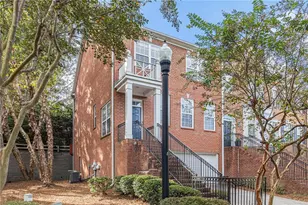 1740 Highlands View SE, Smyrna, GA 30082 - Photo 2