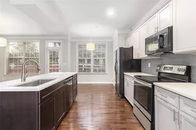 1740 Highlands View SE, Smyrna, GA 30082 - Photo 12