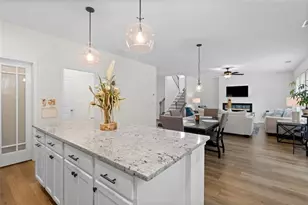 206 Blue Dragon Dr, Jefferson, GA 30549 - Photo 16