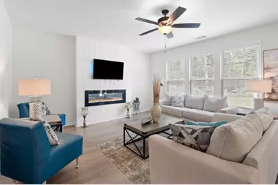 206 Blue Dragon Drive, Jefferson, GA 30549 - Photo 4