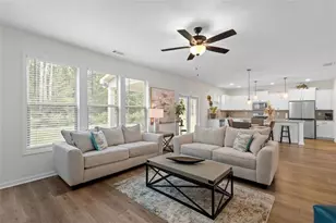 206 Blue Dragon Dr, Jefferson, GA 30549 - Photo 8