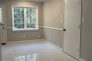 4795 Manor Dr, Stone Mountain, GA 30087 - Photo 4