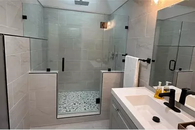 2251 Colonial Oak Way, Stone Mountain, GA 30087 - Photo 14