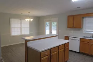 330 Chestnut Dr, Covington, GA 30016 - Photo 8