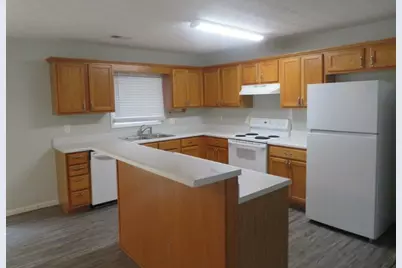 330 Chestnut Drive, Covington, GA 30016 - Photo 6