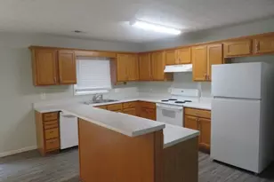 330 Chestnut Dr, Covington, GA 30016 - Photo 6