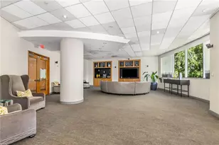 3338 Peachtree Rd NE, Atlanta, GA 30326 - Photo 32