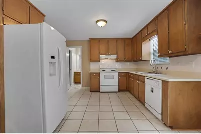 4378 Ridge Court, Loganville, GA 30052 - Photo 10