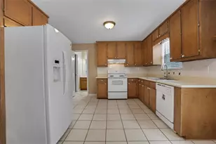 4378 Ridge Ct, Loganville, GA 30052 - Photo 10