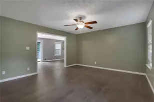 4378 Ridge Ct, Loganville, GA 30052 - Photo 4