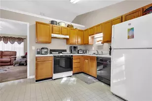 7350 Earls Ct, Douglasville, GA 30134 - Photo 6