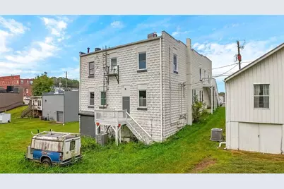 228 N Main Street, Cornelia, GA 30531 - Photo 14