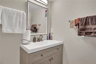 795 Hammond Dr, Sandy Springs, GA 30328 - Photo 16