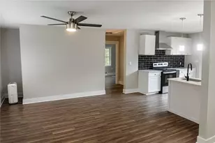 2835 Laguna Dr, Decatur, GA 30032 - Photo 4