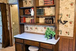 564 Deer Run SW, Lilburn, GA 30047 - Photo 14