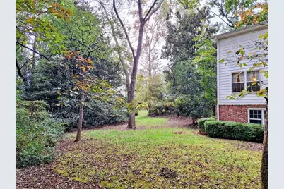 564 Deer Run SW, Lilburn, GA 30047 - Photo 38