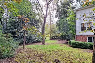 564 Deer Run SW, Lilburn, GA 30047 - Photo 38