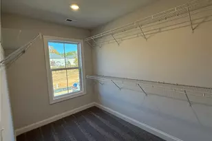 927 Crestmanor Dr, Marietta, GA 30008 - Photo 12