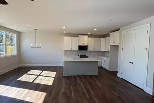 927 Crestmanor Dr, Marietta, GA 30008 - Photo 6