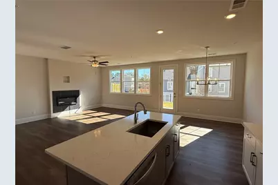 927 Crestmanor Drive, Marietta, GA 30008 - Photo 4