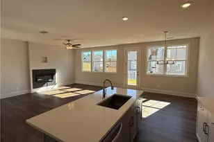 927 Crestmanor Dr, Marietta, GA 30008 - Photo 4