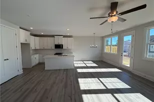 931 Crestmanor Dr, Marietta, GA 30008 - Photo 6