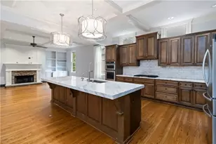 1421 Hedgewood Ln NW, Kennesaw, GA 30152 - Photo 10