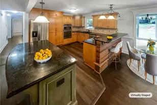 121 Northwoods Rd, Sharpsburg, GA 30277 - Photo 6