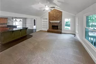 121 Northwoods Rd, Sharpsburg, GA 30277 - Photo 4