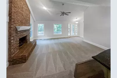 121 Northwoods Road, Sharpsburg, GA 30277 - Photo 8