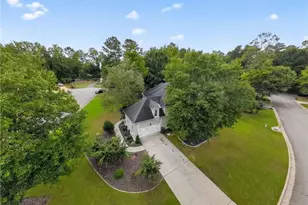 5720 Emerald Falls Way, Sugar Hill, GA 30518 - Photo 2