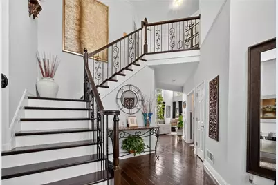 5720 Emerald Falls Way, Sugar Hill, GA 30518 - Photo 14