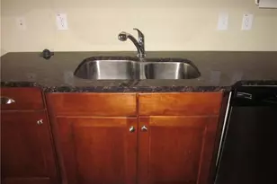 1527 Princeton Ave, College Park, GA 30337 - Photo 8