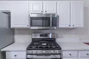 3375 Pierce Arrow Cir, Suwanee, GA 30024 - Photo 8