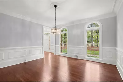 9445 Mistwater Close, Roswell, GA 30076 - Photo 6