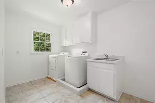 9445 Mistwater Close, Roswell, GA 30076 - Photo 34