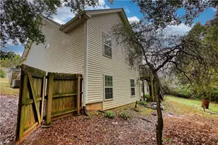 1127 Bradford Park Dr, Auburn, GA 30011 - Photo 44