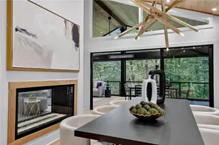 585 Amberidge Trail, Atlanta, GA 30328 - Photo 18